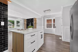 452 W 104th St, Chicago, IL 60628 - Photo 12