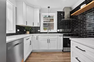 452 W 104th St, Chicago, IL 60628 - Photo 10