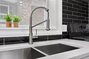 452 W 104th St, Chicago, IL 60628 - Photo 16