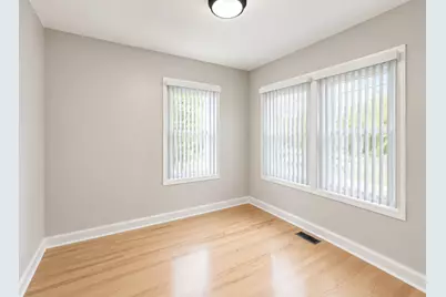 110 E 56th Street, Westmont, IL 60559 - Photo 10