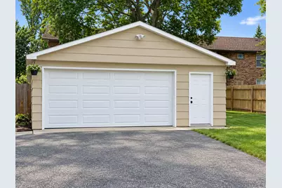 110 E 56th Street, Westmont, IL 60559 - Photo 16