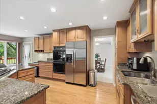 1413 Annie Ln, Libertyville, IL 60048 - Photo 6