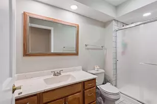 1413 Annie Ln, Libertyville, IL 60048 - Photo 12