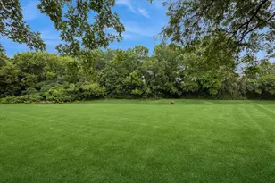 1413 Annie Ln, Libertyville, IL 60048 - Photo 28