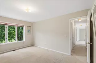 1413 Annie Ln, Libertyville, IL 60048 - Photo 20
