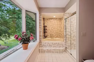 1413 Annie Ln, Libertyville, IL 60048 - Photo 16