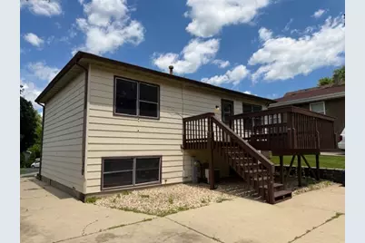 907 Houston Avenue, Elgin, IL 60120 - Photo 6