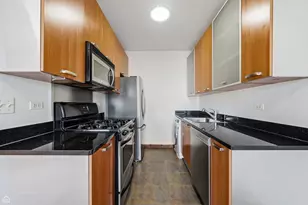5400 S Harper Ave, Chicago, IL 60615 - Photo 6