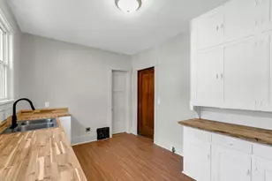 312 W White St, Champaign, IL 61820 - Photo 16