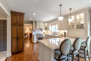 22205 W Pineview Dr, Antioch, IL 60002 - Photo 10