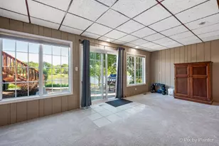 1341 W Sturbridge Dr, Hoffman Estates, IL 60192 - Photo 20