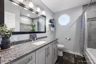1341 W Sturbridge Dr, Hoffman Estates, IL 60192 - Photo 18