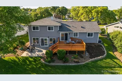1341 W Sturbridge Drive, Hoffman Estates, IL 60192 - Photo 32