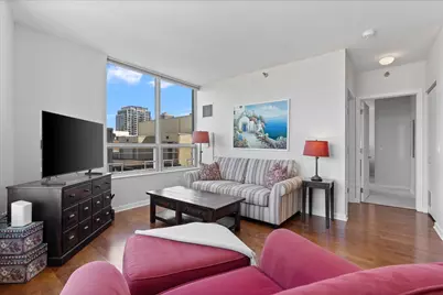 330 W Grand Avenue #1104, Chicago, IL 60654 - Photo 10