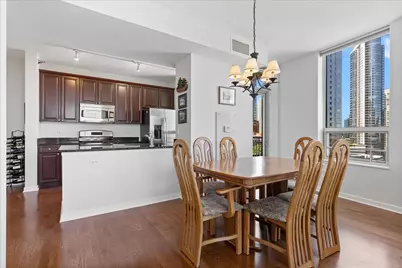 330 W Grand Avenue #1104, Chicago, IL 60654 - Photo 8