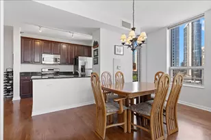 330 W Grand Ave, Chicago, IL 60654 - Photo 8