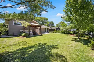 600 S Springinsguth Rd, Schaumburg, IL 60193 - Photo 4