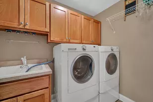 529 E Hunter Ln, Minooka, IL 60447 - Photo 28