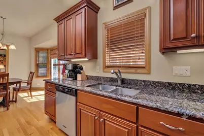 529 E Hunter Lane, Minooka, IL 60447 - Photo 12