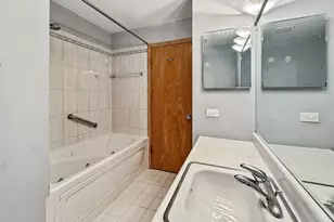 11115 Martindale Dr, Westchester, IL 60154 - Photo 20