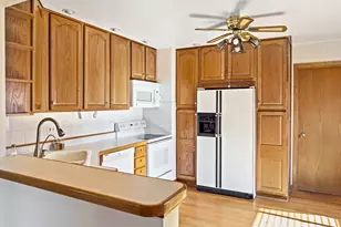 11115 Martindale Dr, Westchester, IL 60154 - Photo 6