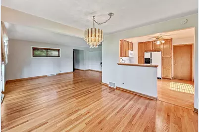 11115 Martindale Drive, Westchester, IL 60154 - Photo 2