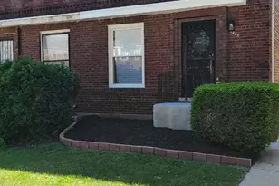 8822 S Kenwood Ave, Chicago, IL 60619 - Photo 2