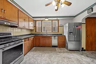 1716 N Neva Ave, Chicago, IL 60707 - Photo 10