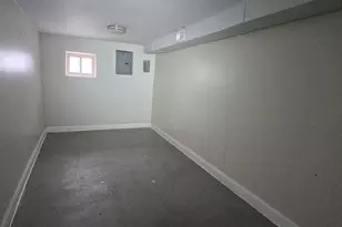 5750 W 65th St, Chicago, IL 60638 - Photo 12