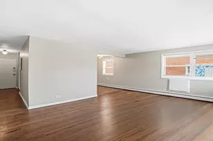 2411 W Balmoral Ave, Chicago, IL 60625 - Photo 10