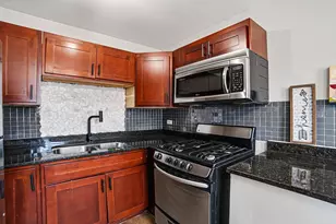 2411 W Balmoral Ave, Chicago, IL 60625 - Photo 16