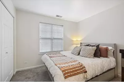 667 W Division Street #3C, Chicago, IL 60610 - Photo 18
