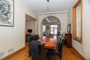 2007 N Oakley Ave, Chicago, IL 60647 - Photo 8