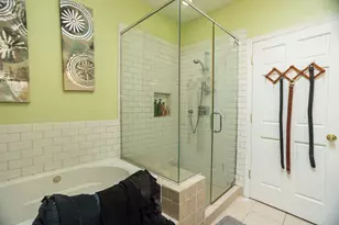 2007 N Oakley Ave, Chicago, IL 60647 - Photo 14