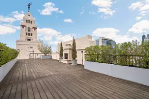 758 N Larrabee St, Chicago, IL 60654 - Photo 16
