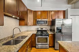 758 N Larrabee St, Chicago, IL 60654 - Photo 6