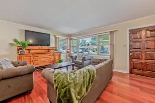 1025 Longaker Rd, Northbrook, IL 60062 - Photo 4