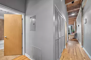 2201 W Wabansia Ave, Chicago, IL 60647 - Photo 2