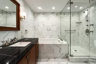180 E Pearson St, Chicago, IL 60611 - Photo 18