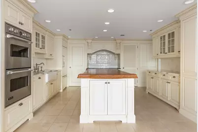 180 E Pearson Street #3707, Chicago, IL 60611 - Photo 10