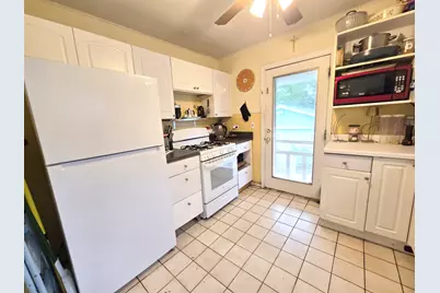 23W563 Woodworth Place, Roselle, IL 60172 - Photo 18