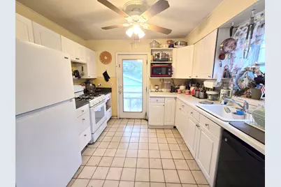 23W563 Woodworth Place, Roselle, IL 60172 - Photo 14