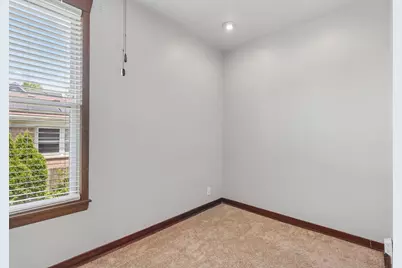 [Address not provided], Berwyn, IL 60402 - Photo 8