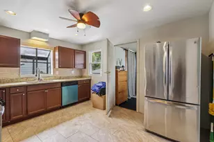[Address not provided], Berwyn, IL 60402 - Photo 6