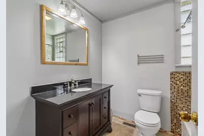 [Address not provided], Berwyn, IL 60402 - Photo 10