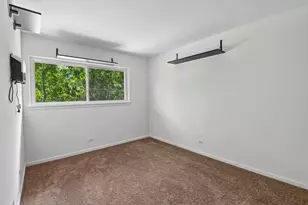 2220 Arbor Cir, Downers Grove, IL 60515 - Photo 18