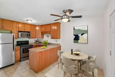 2220 Arbor Circle #25, Downers Grove, IL 60515 - Photo 8