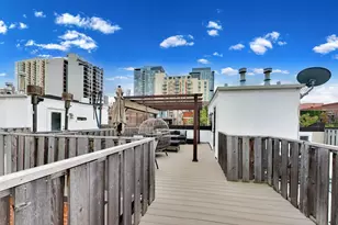 232 W Scott St, Chicago, IL 60610 - Photo 34