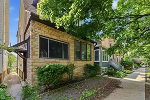 5208 N Paulina St, Chicago, IL 60640 - Photo 2