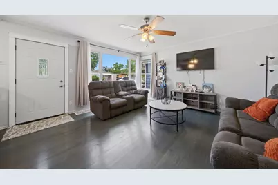 8411 S Knox Avenue, Chicago, IL 60652 - Photo 4
